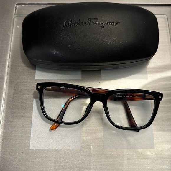 Salvatore Ferragamo eye glasses prescription - Picture 1 of 6